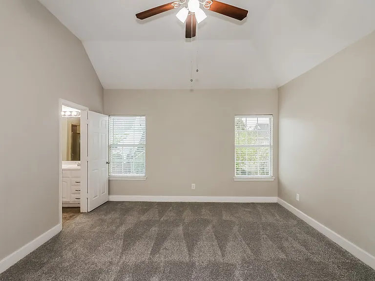 6607 Dickson Way — Photo 10