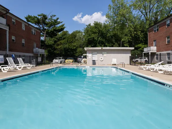 3238 Hulmeville Rd, Bensalem, PA