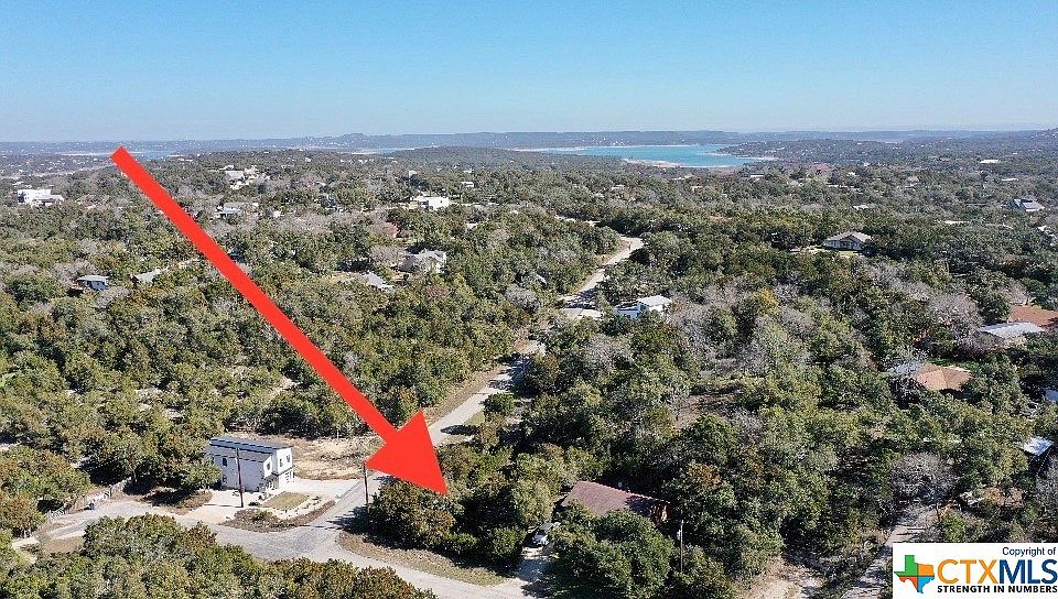 1st image of 684 Firefly Dr