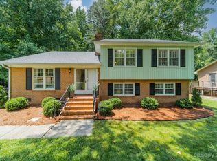 519 Kelford Ln, Charlotte, NC 28270