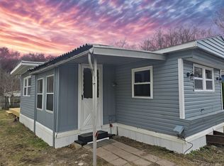 16 Jennifer Court, Poughkeepsie, NY 12601