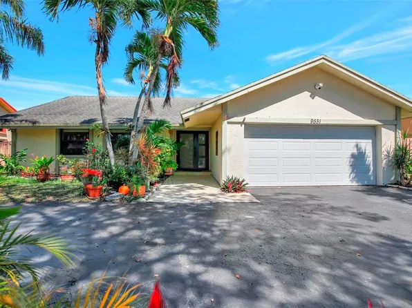 9551 NW 31st Pl, Sunrise, FL 33351