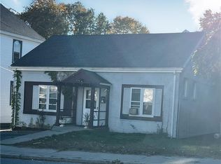 55 S Main St, Pascoag, RI 02859