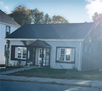 55 S Main St, Pascoag, RI, 02859