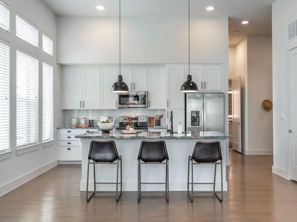 1012 Burnett St #1231