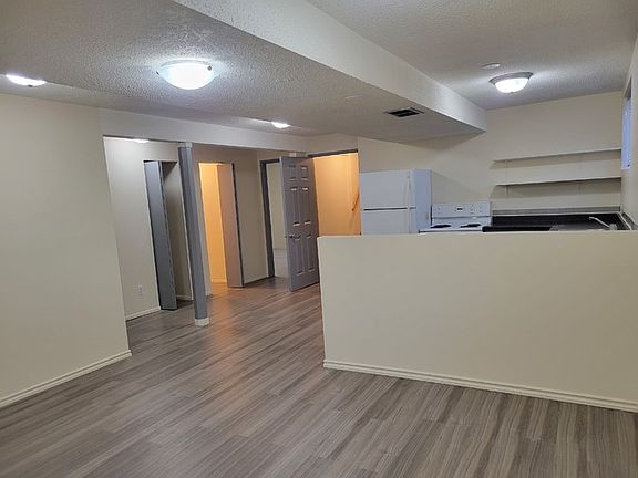 5th image of 5617 41st St
