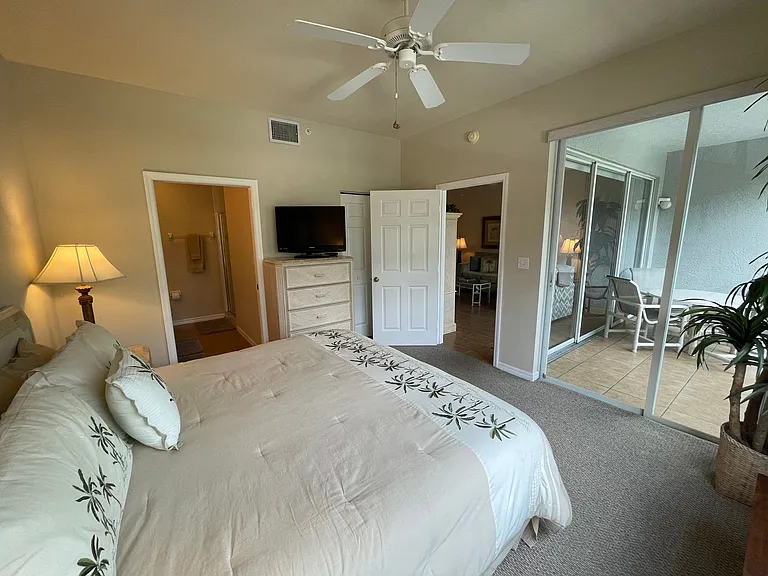 519 Roma Ct #2103 — Photo 13