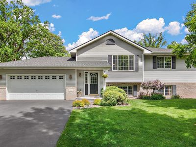 8848 Farmstead Ave, Monticello, MN, 55362