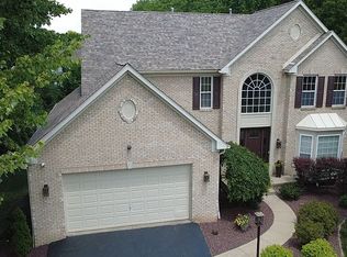 3283 Hidden Brooke Ct, New Castle, PA 16105