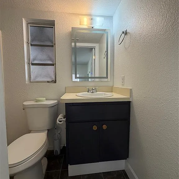 306 N Iona Ave — Photo 12
