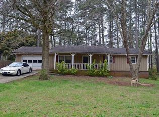 3073 Deshong Dr, Stone Mountain, GA