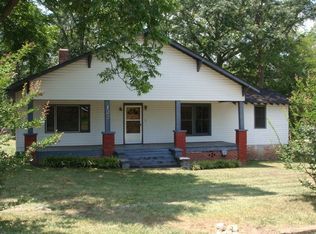 127 Caldwell St, Newberry, SC 29108