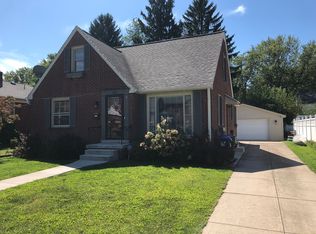 928 Oakmont Ave, Erie, PA 16505