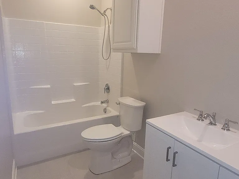 475 S Industrial St #503 — Photo 15