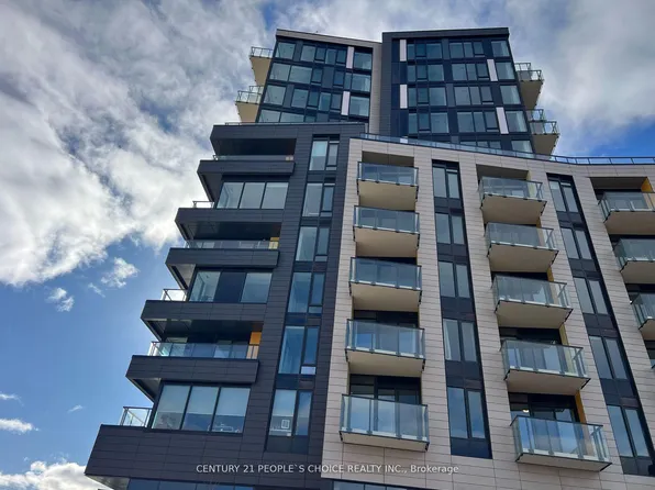 1415 Dundas St E #807, Oakville, ON L6H 7C4
