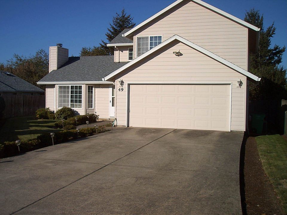 300 foot driveway to home