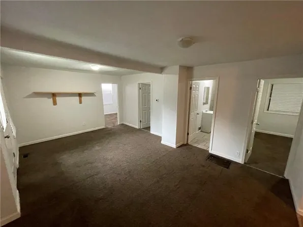 3820 E 69th Ter, Kansas City, MO 64132