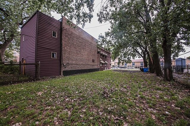 2nd image of 2346 W Jackson Blvd