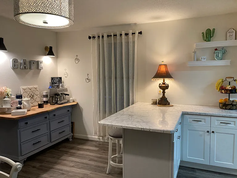 205 SE Jonathan Way — Photo 10