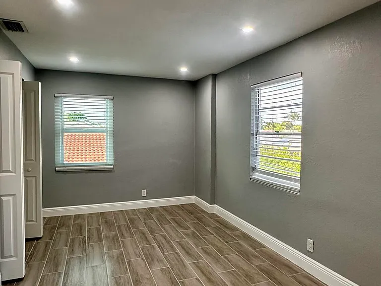1134 Woodbine Rd — Photo 14