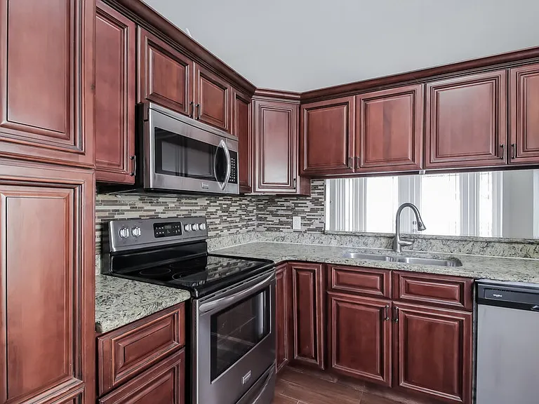 10064 Marguex Dr — Photo 7