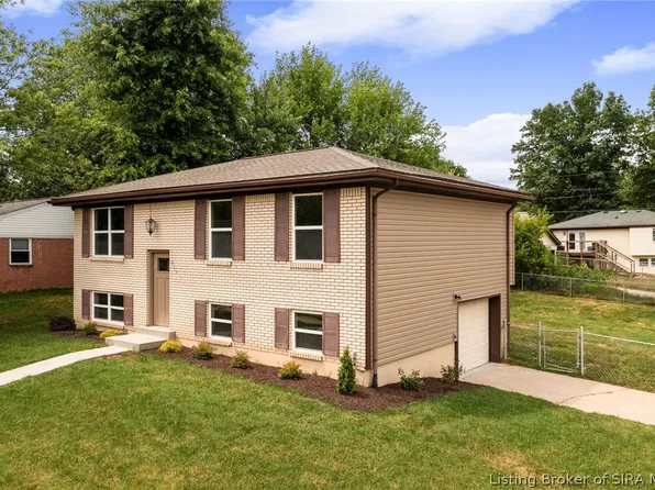 215 Pimlico Drive, New Albany, IN 47150