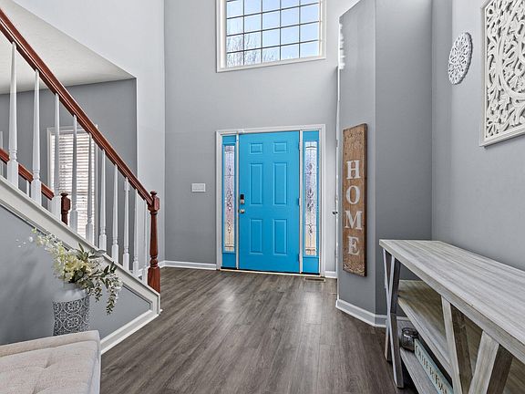 4th image of 433 Cypress Pl