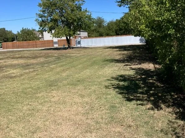 218 W Patterson St, Fairmont, OK 73736