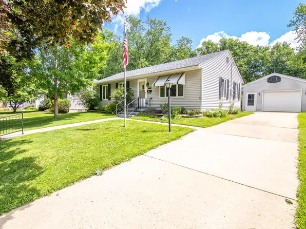 1413 Randolph STREET, Watertown, WI 53094