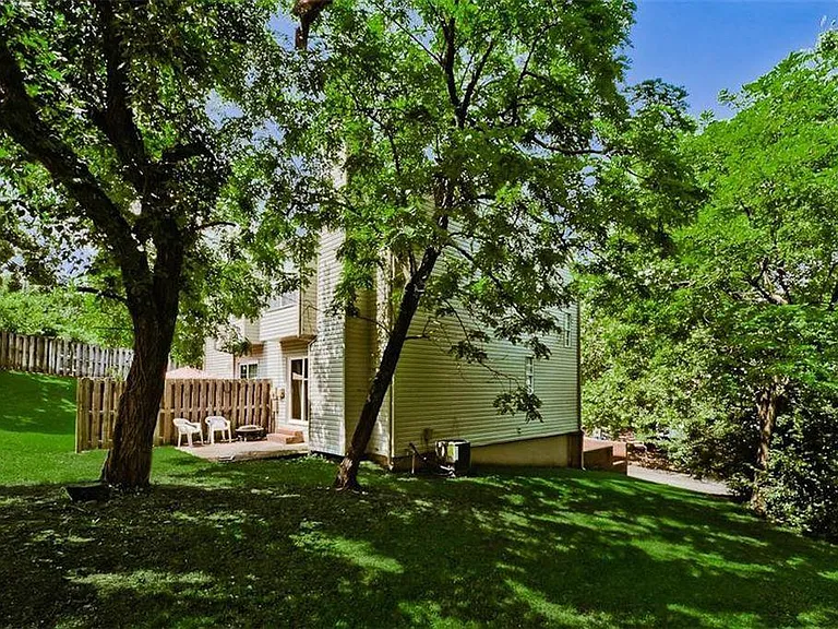 2404 N Bronze Tree Dr — Photo 16