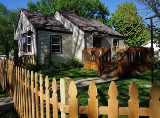 1 Daughtery Ct, Champaign, IL 61820