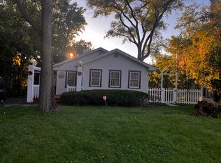 3008 Lincoln St, Oak Brook, IL 60523