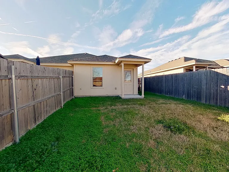 1227 Honor Ln — Photo 11