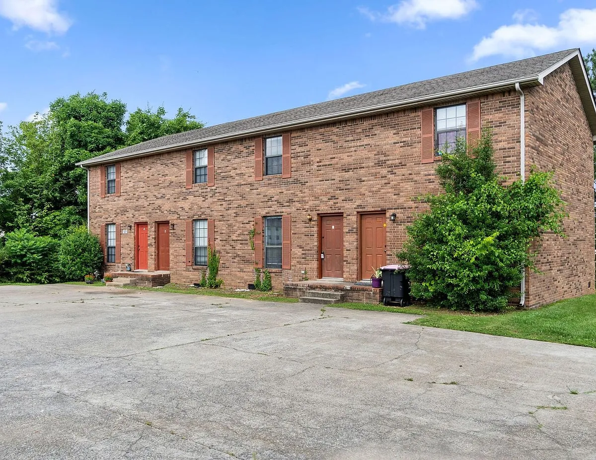 Building Photo - 121 Stephanie Dr