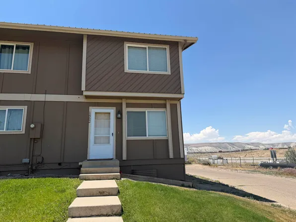 1452 Rain Dance Dr, Rock Springs, WY 82901