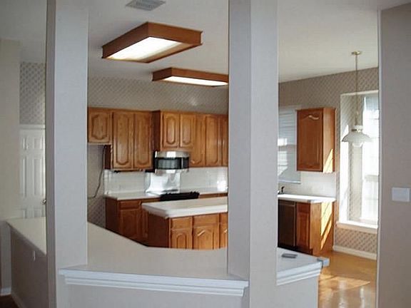 2nd image of 3609 Chimney Rock Dr
