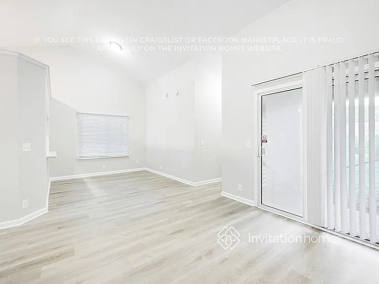 609 Brentmeadow Cir — Photo 2