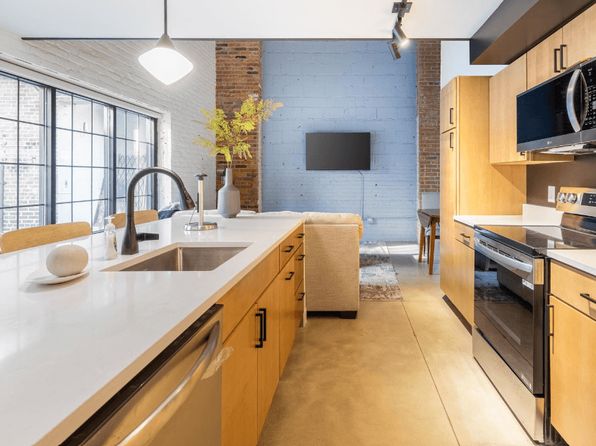 5000 Euclid Ave Suite 212