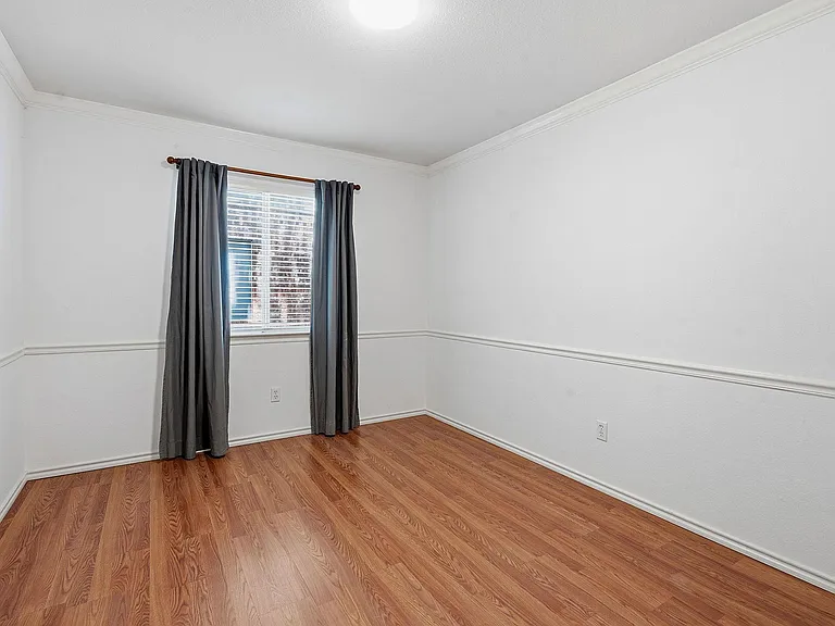 5021 McDade Dr — Photo 26