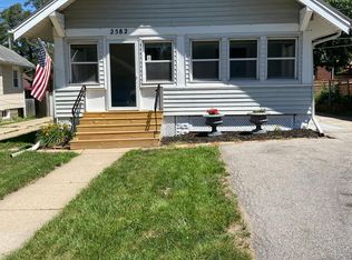 2582 Vane St, Omaha, NE 68112