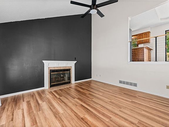 5th image of 10902 N Harrison St
