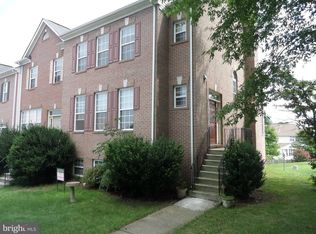 641 McLeary Sq SE, Leesburg, VA 20175
