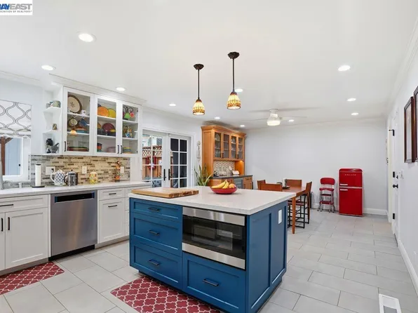 4231 Dubhe Ct, Concord, CA 94521