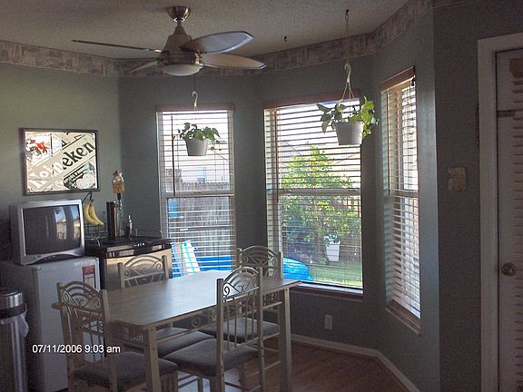 breakfast nook