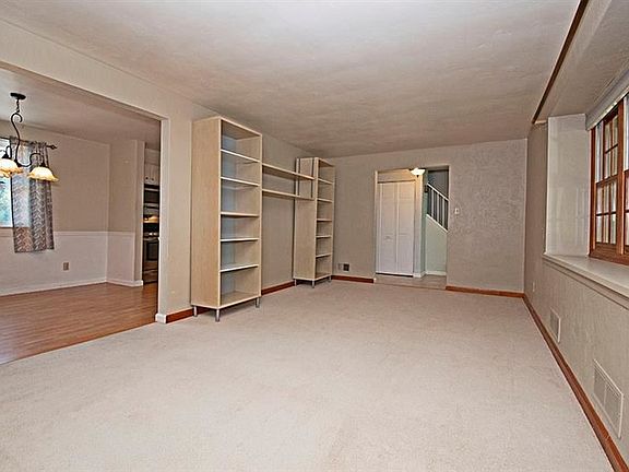 2nd image of 3435 Fawn Valley Ln