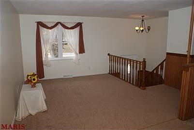 2nd image of 1070 Meadowbrook Dr