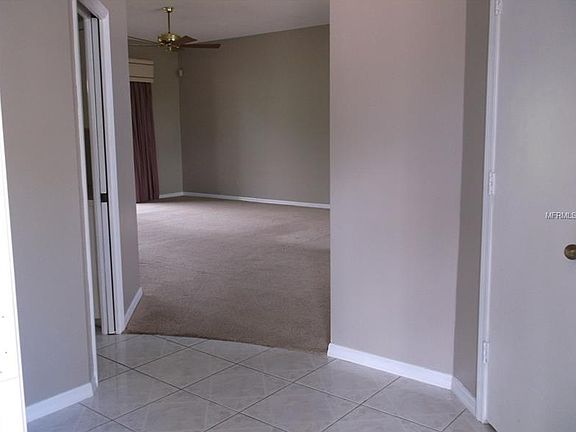 4th image of 3044 Red Oak Ct APT 205