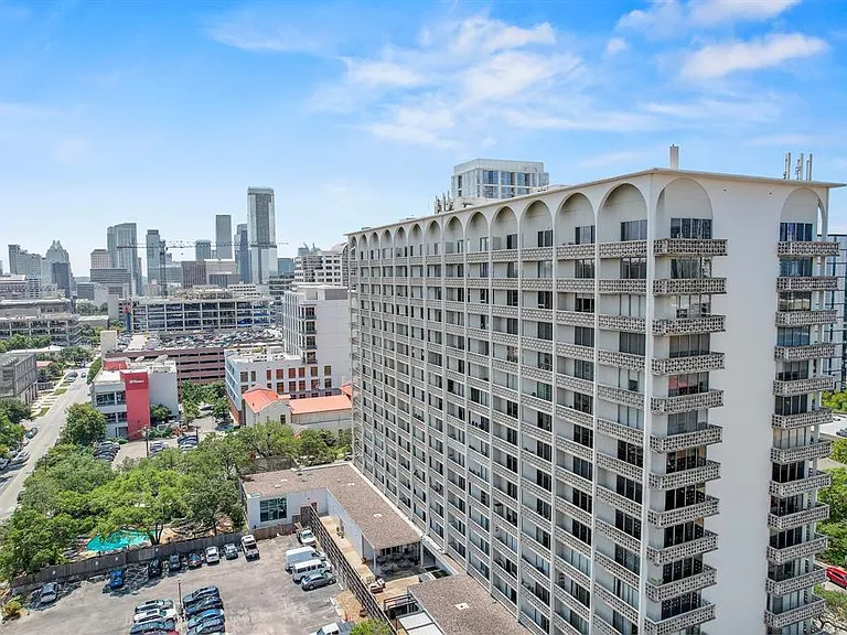 1801 Lavaca St #5F — Photo 34