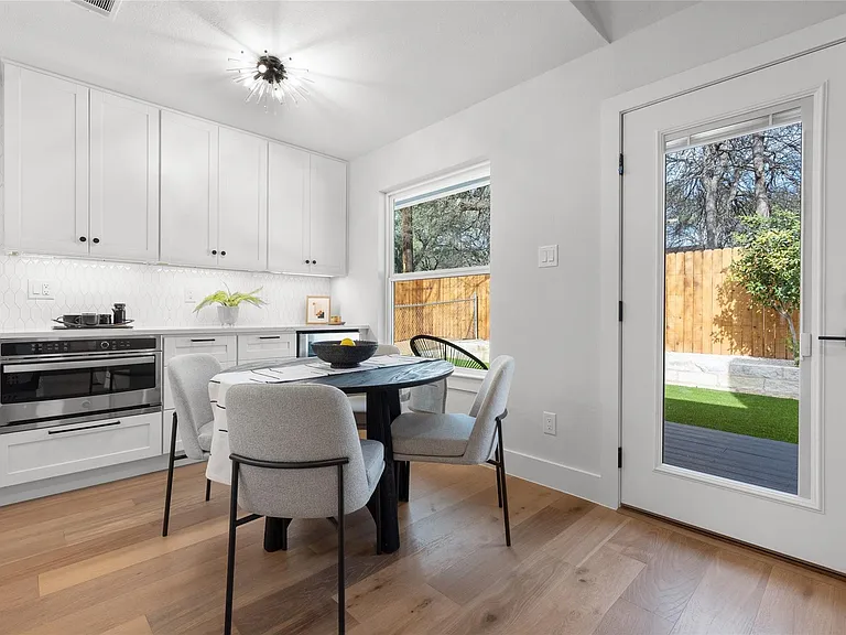 2404 Monarch Dr — Photo 12