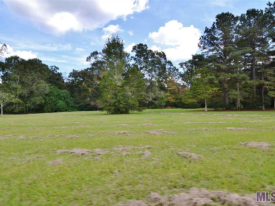 2nd image of Wakefield Dr N